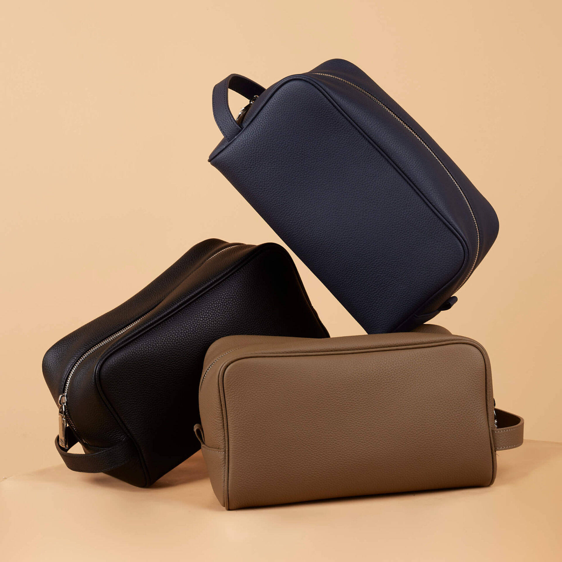 A Toiletry Bag Togo Leather (Pouch Kulit Wanita)