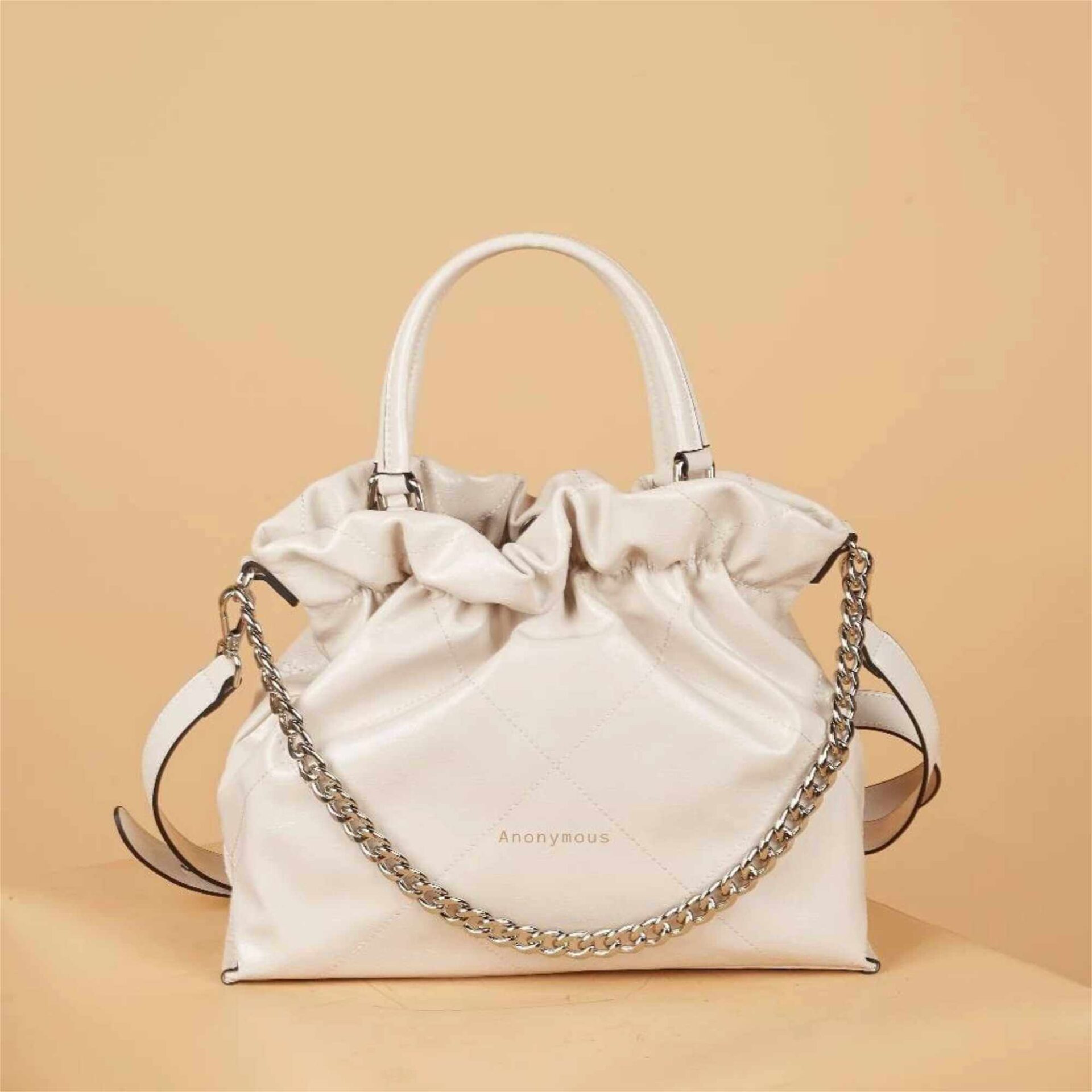 Anonymous C'est Lavie Drawstring Bag Leather No Brand (Tas Kulit)