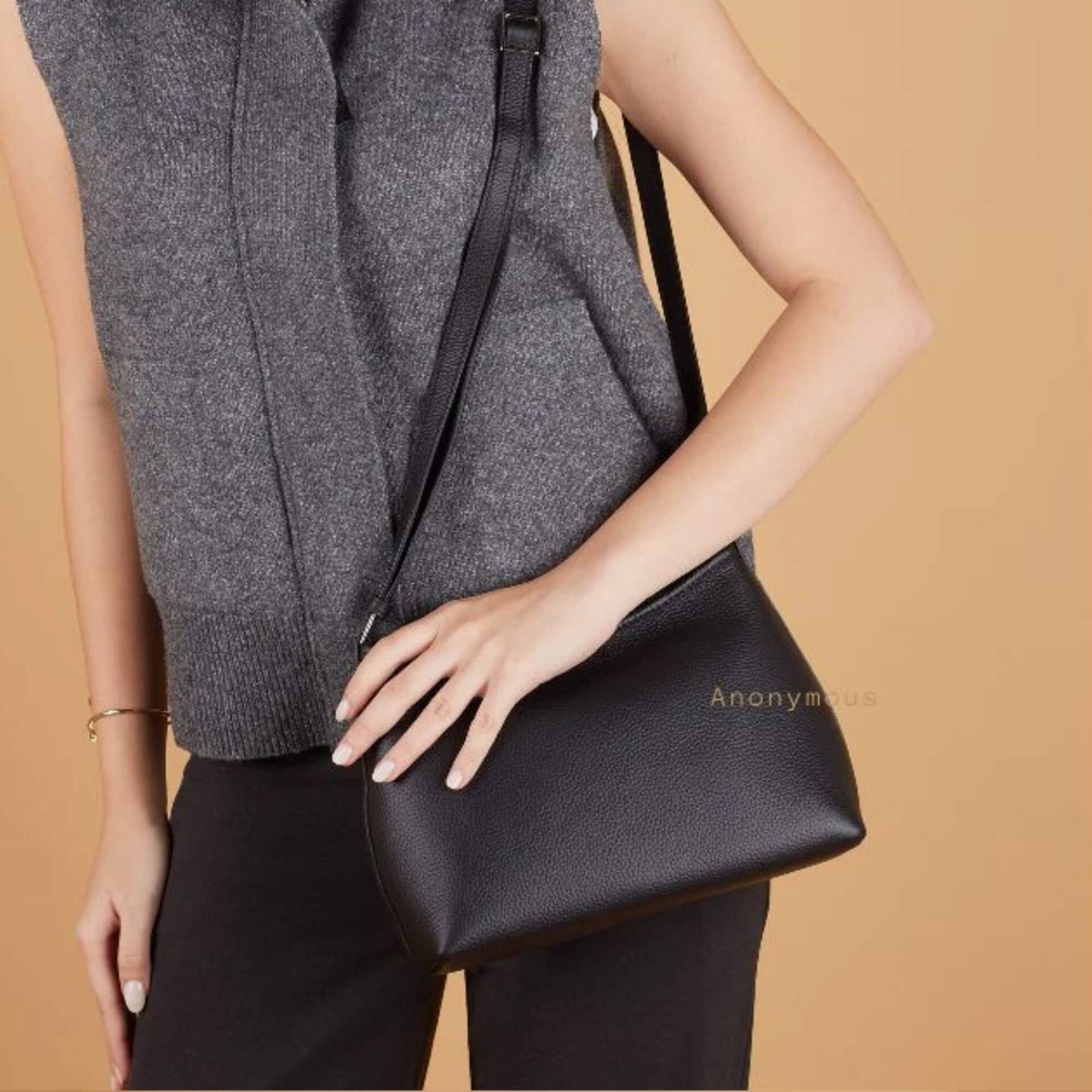 Anonymous Olla Sling H23 Bag Grained leather PHW No Brand (Tas Kulit)
