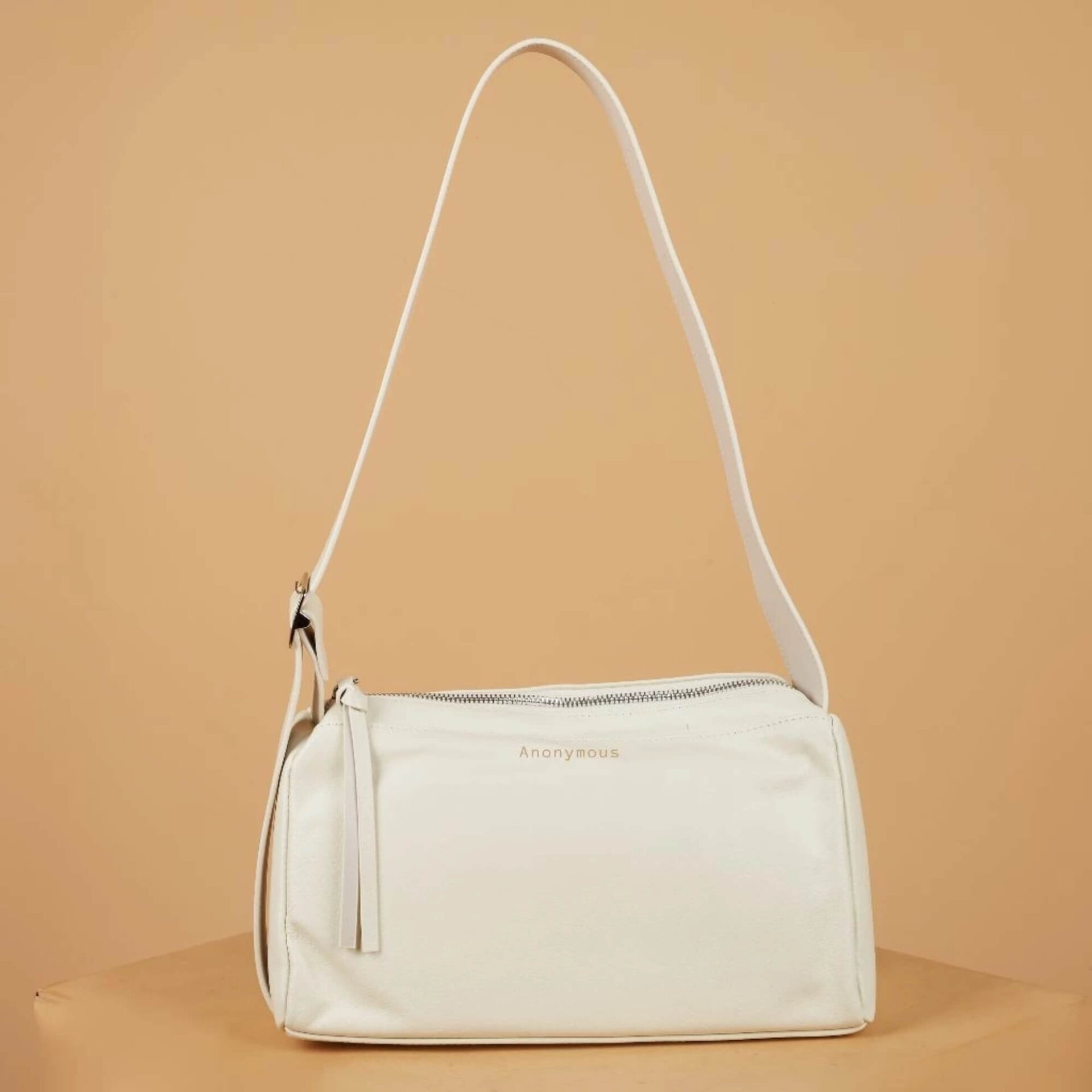 Anonymous Otto Shoulder Bag Leather No Brand (Tas Kulit)