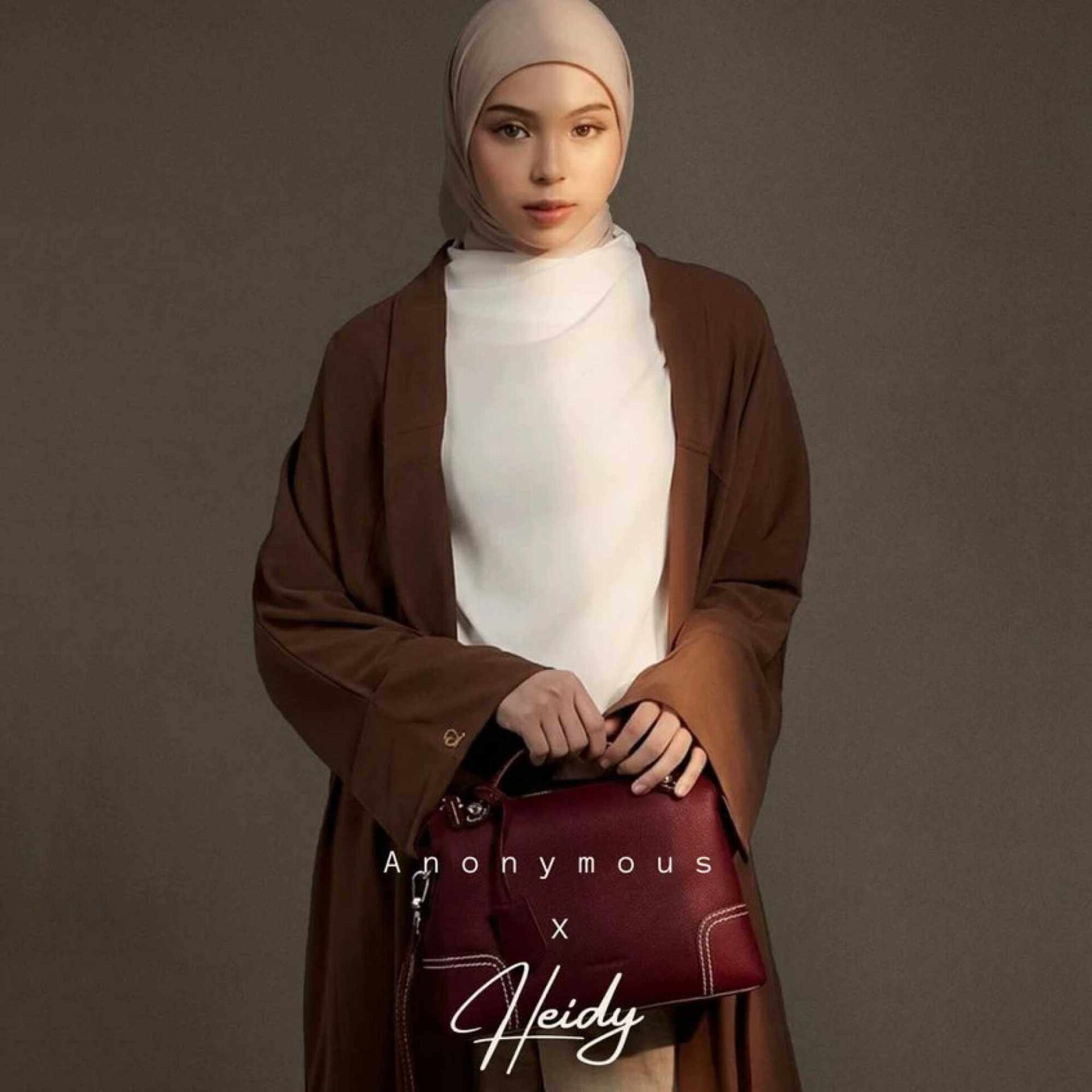 Anonymous Yuna Shoulder Bag Togo X Sophia AlJufri (Heidy)